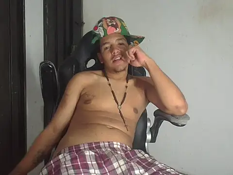 Show de simonchacalxl na webcam