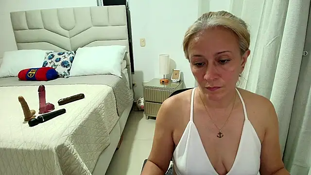 Naty_Stone Chat XXX in diretta