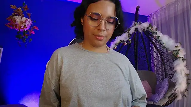 Emmapark_ Adlı Modelin Canlı XXX Sohbeti