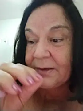 Yaya_Mineira Adlı Modelin Canlı XXX Sohbeti