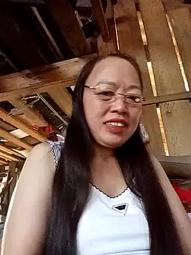 Agnes-baby Show in webcam