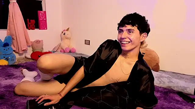 Show de Maiky_Cooper01 na webcam