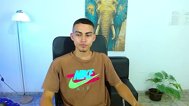 lucass_18 Webcamshow