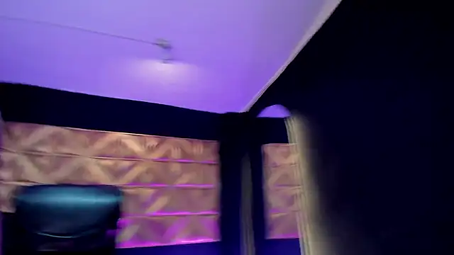 Laurenhillcute14 Chat XXX in diretta