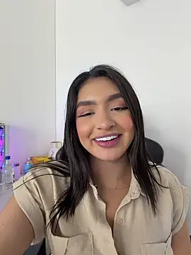 jenn_fit Adlı Modelin Web Kamerası Şovu