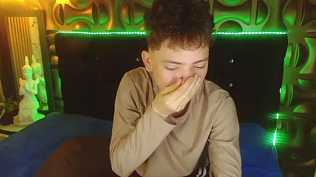 cruz_dante Show Webcam