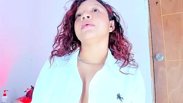 Emily_Coper18 – Live XXX-chat