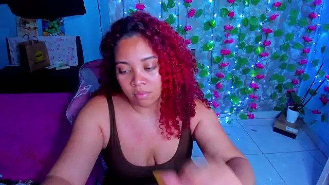 AngelaCoffee Chat XXX in diretta