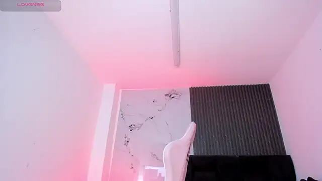 Show modela chloesagee na web-kameri