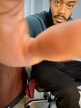 แชท XXX สดของ Oliver_bigblack_cock