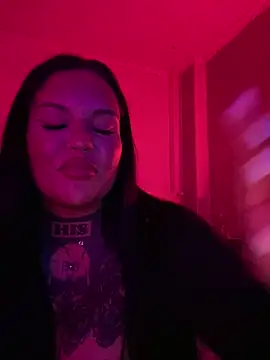 _MelinaCurves_'s Live XXX Chat