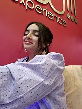 Sam_Sara Adlı Modelin Canlı XXX Sohbeti