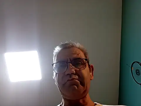 delfi6 লাইভ XXX চ্যাট