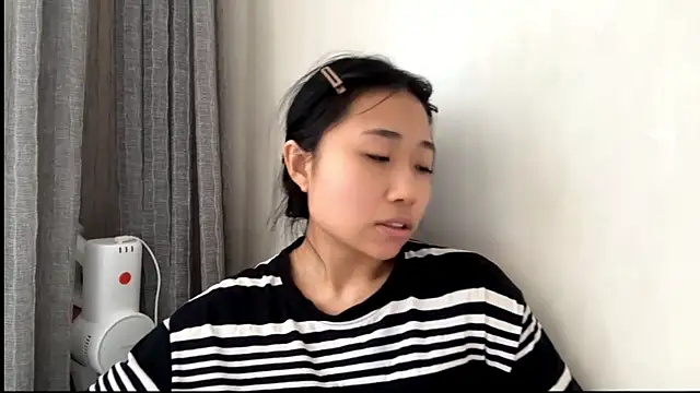 SweetMiaXO's Webcam Show