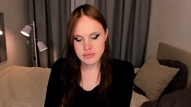 EffieMinki's Live XXX Chat