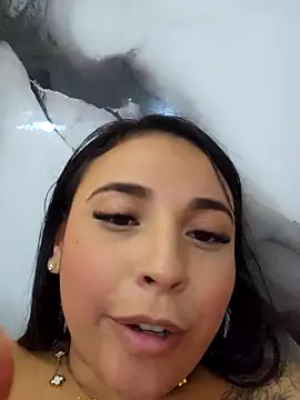 LizzRouse live XXX chat