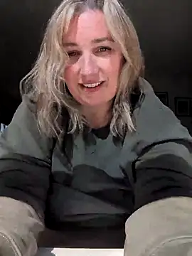 Canadian_BBWn Live XXX chat