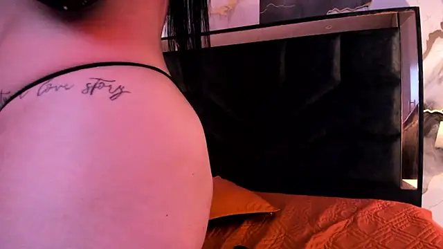 SusanVilla's Live XXX Chat