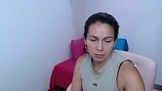 camilavargas_ Chat XXX in diretta
