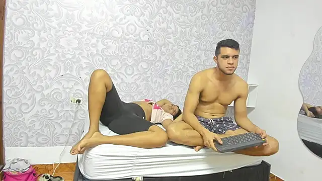 HarperAndMason Chat XXX in diretta