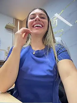 alicee16's Webcam Show