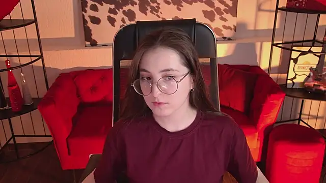 VirtuallVoyant's Live XXX Chat