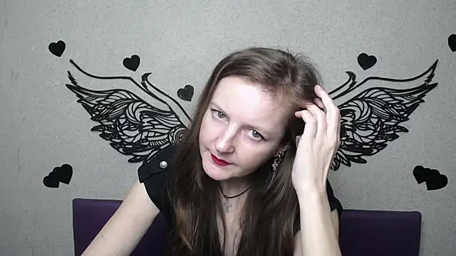 Chat +18 de MeganPirs ao vivo