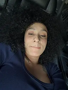 FerrariFrench – Naživo XXX chat