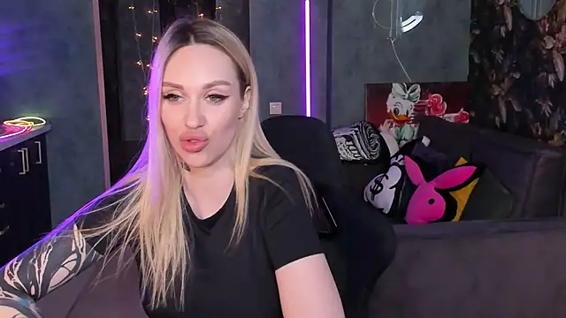 Živý XXX chat Blckmirrorr