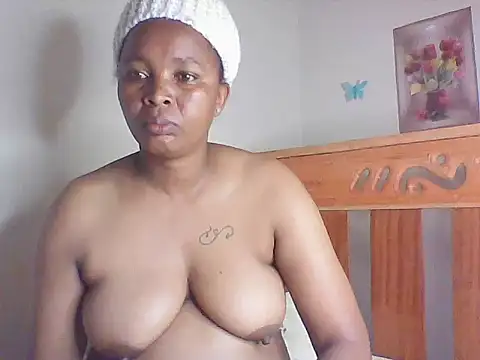 Chat +18 de sweetassmelody ao vivo