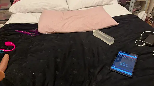 XXX chat uživo modela Spatboy