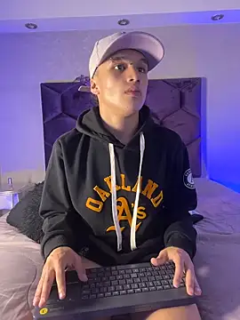 Dominik_Souza 在線直播表演