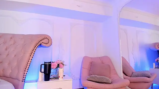 Chat +18 de LucianaBlanco_ ao vivo