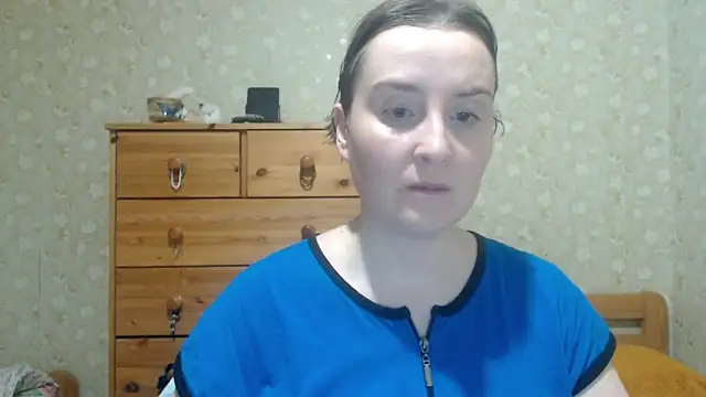 XXX chat uživo modela Smart_Rose