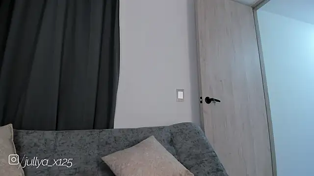 Jullya_x Live XXX Chat