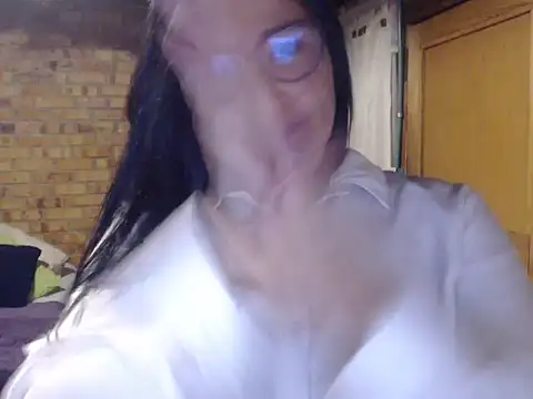 magiadeisis Chat XXX live