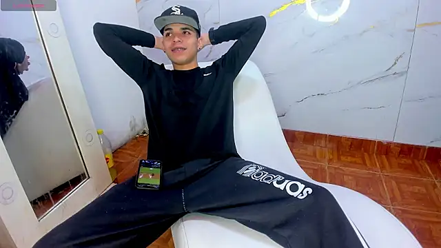 AmazingPartys Chat XXX live