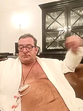 MountJohnXL Adlı Modelin Canlı XXX Sohbeti