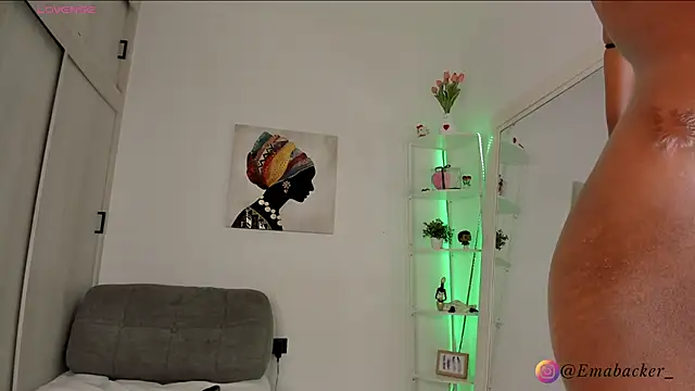 Emma_Backer_ Chat XXX in diretta