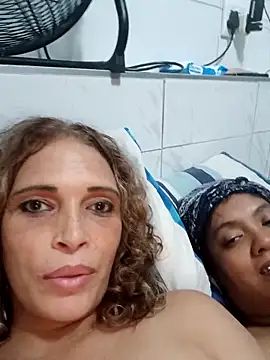 2Juicy_pussy élő XXX-chatje