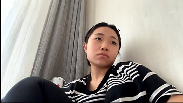 SweetMiaXO's Live XXX Chat