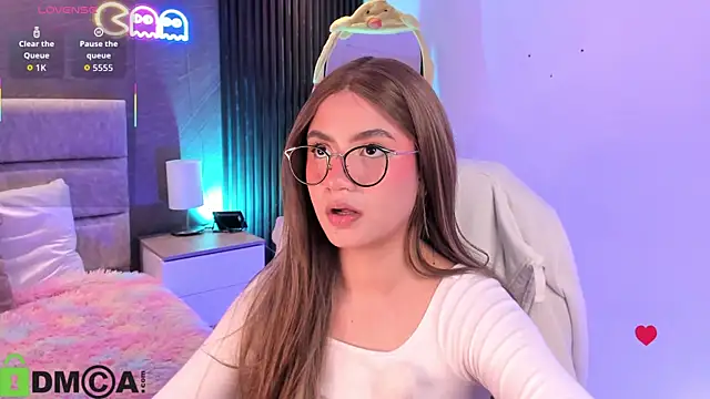 Arinextdoor Chat XXX live