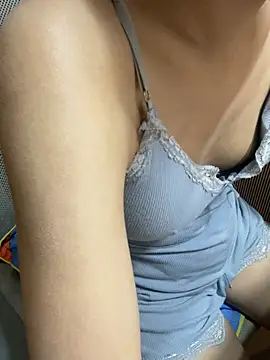 Mina048 现场XXX聊天