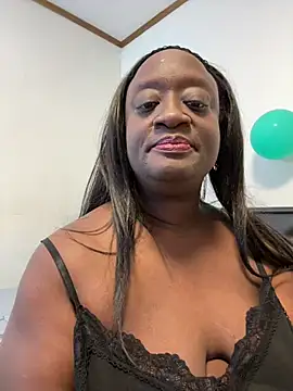 Katiefyi Chat XXX live