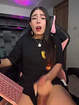 Camistar18 Adlı Modelin Web Kamerası Şovu