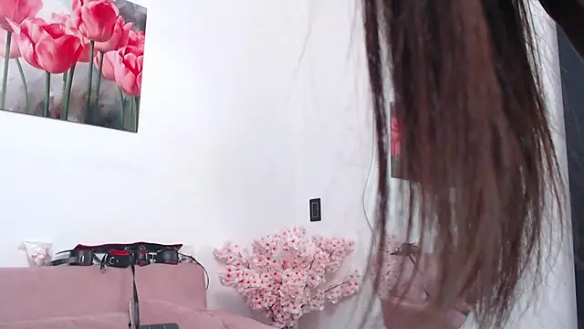 pinky_f00x লাইভ XXX চ্যাট