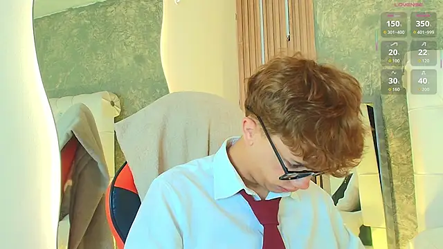 Chat +18 de Tomy_Rox ao vivo