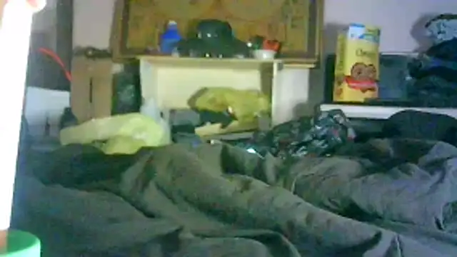 GUAPAN3S3_FIR3 élő XXX-chatje