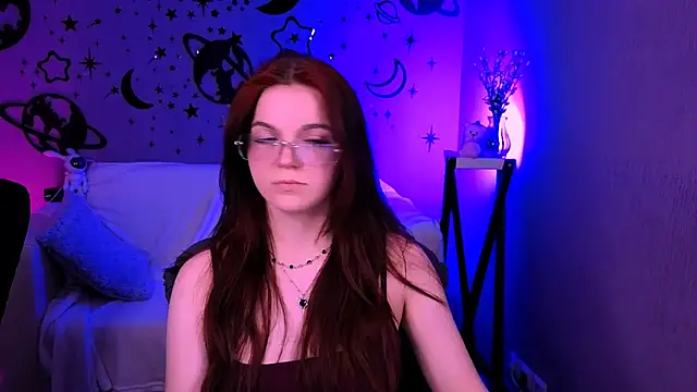 lisa_dark_n Webbikameraesitys