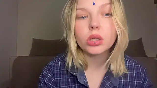 Ophelia_Ritz Chat XXX in diretta